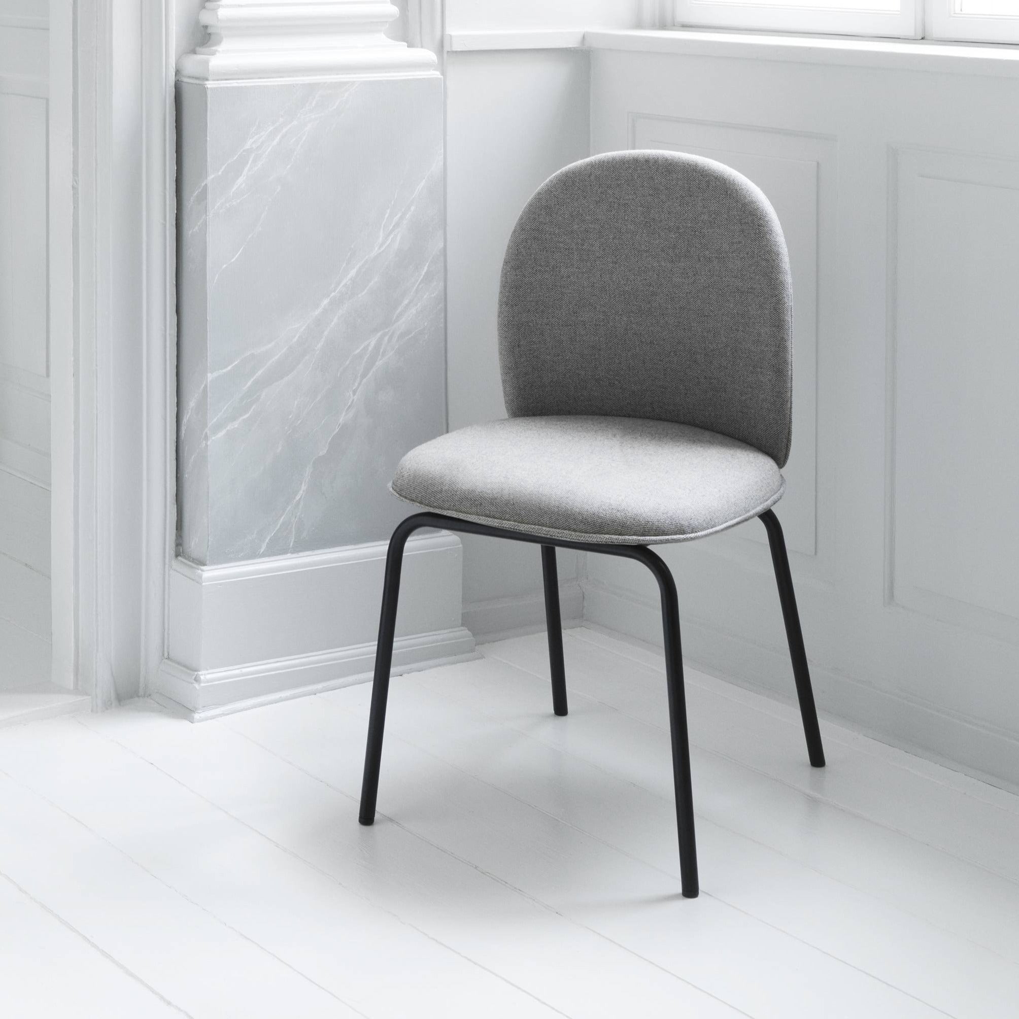 Ace Chair: Steel Base