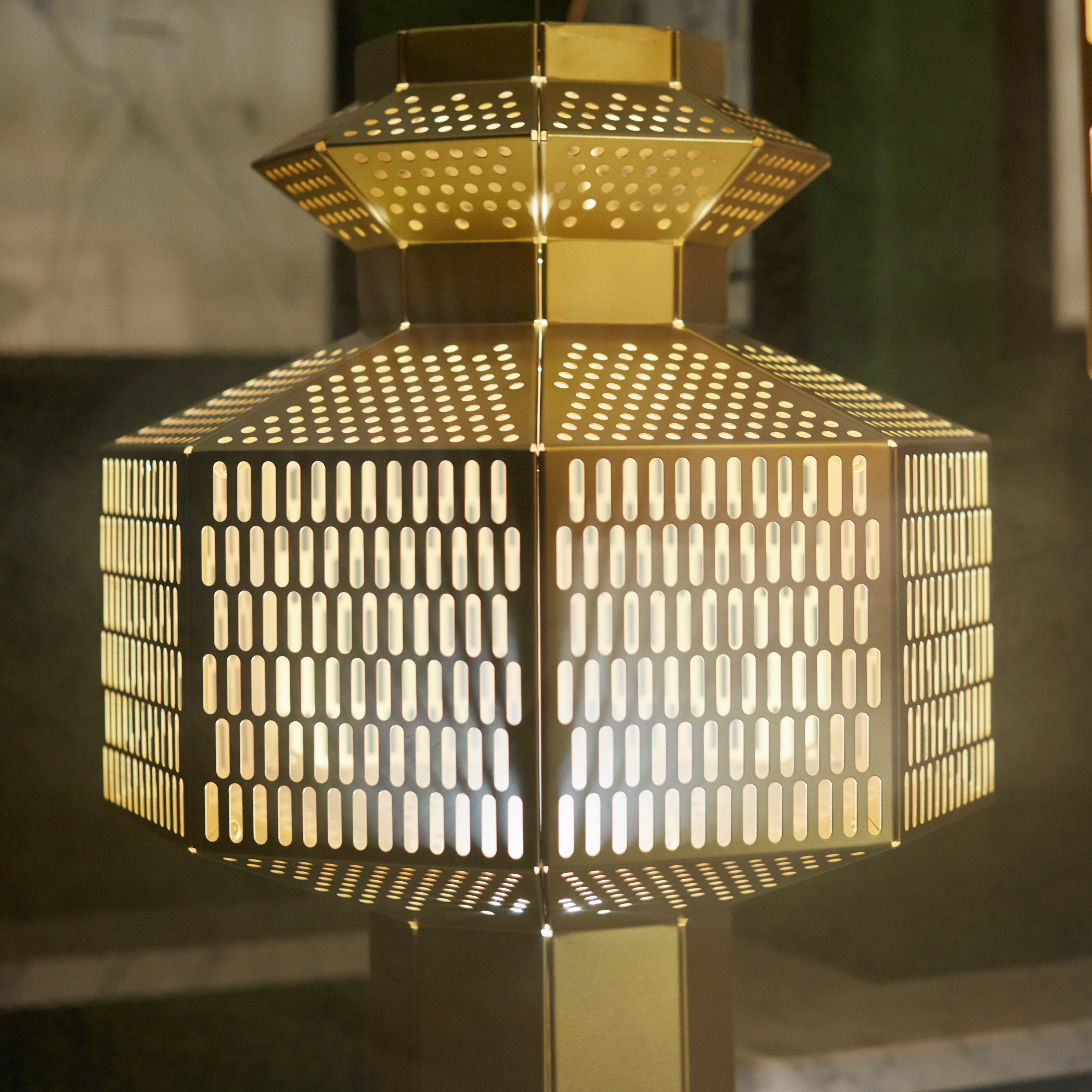 Ma-Rock Suspension Lamp
