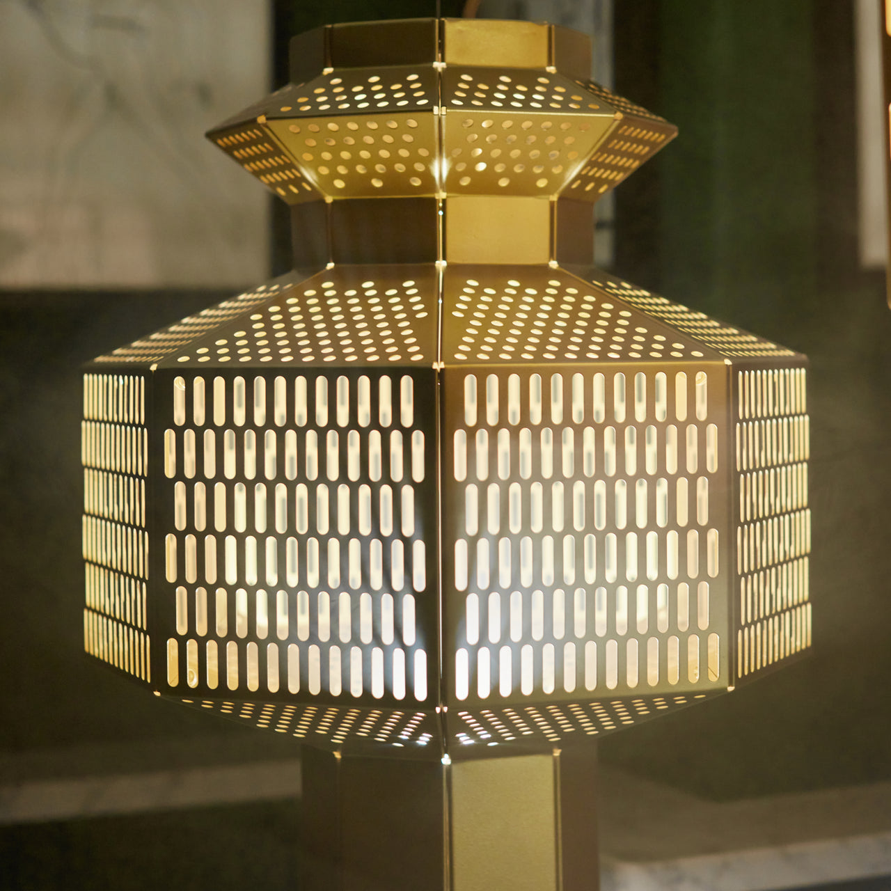 Ma-Rock Suspension Lamp