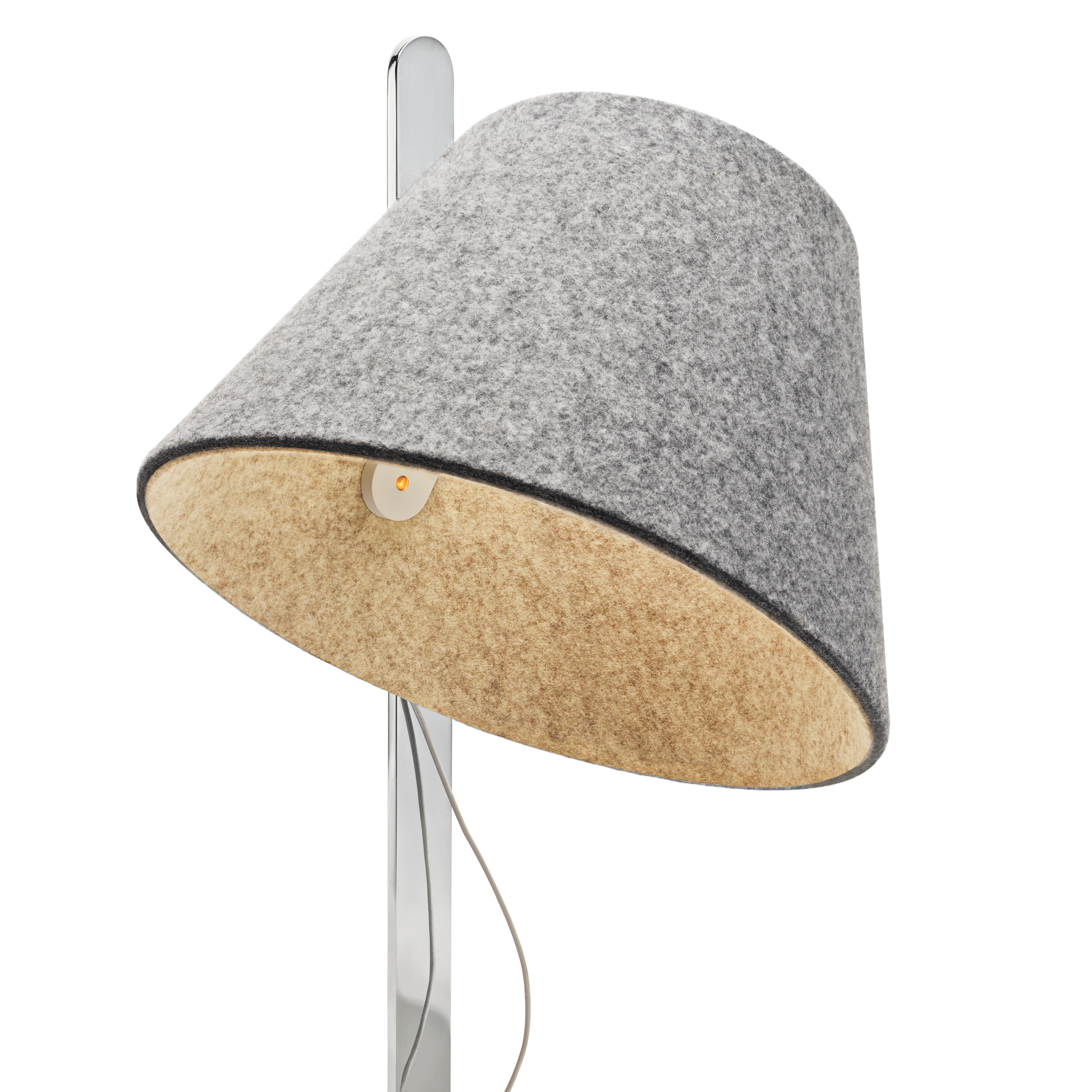Lana Magnetic Floor Lamp