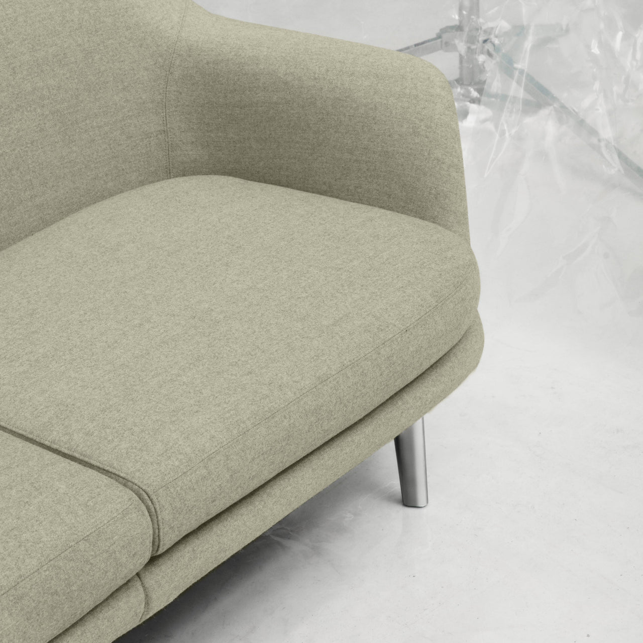 Sum Modular Sofa: Aluminum Base