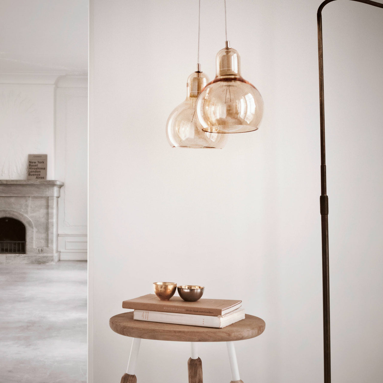 Mega Bulb SR2 Pendant Light