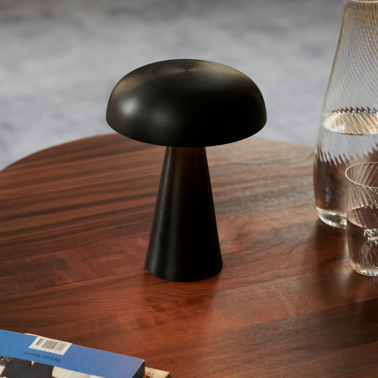 Como Portable Table Lamp: SC53