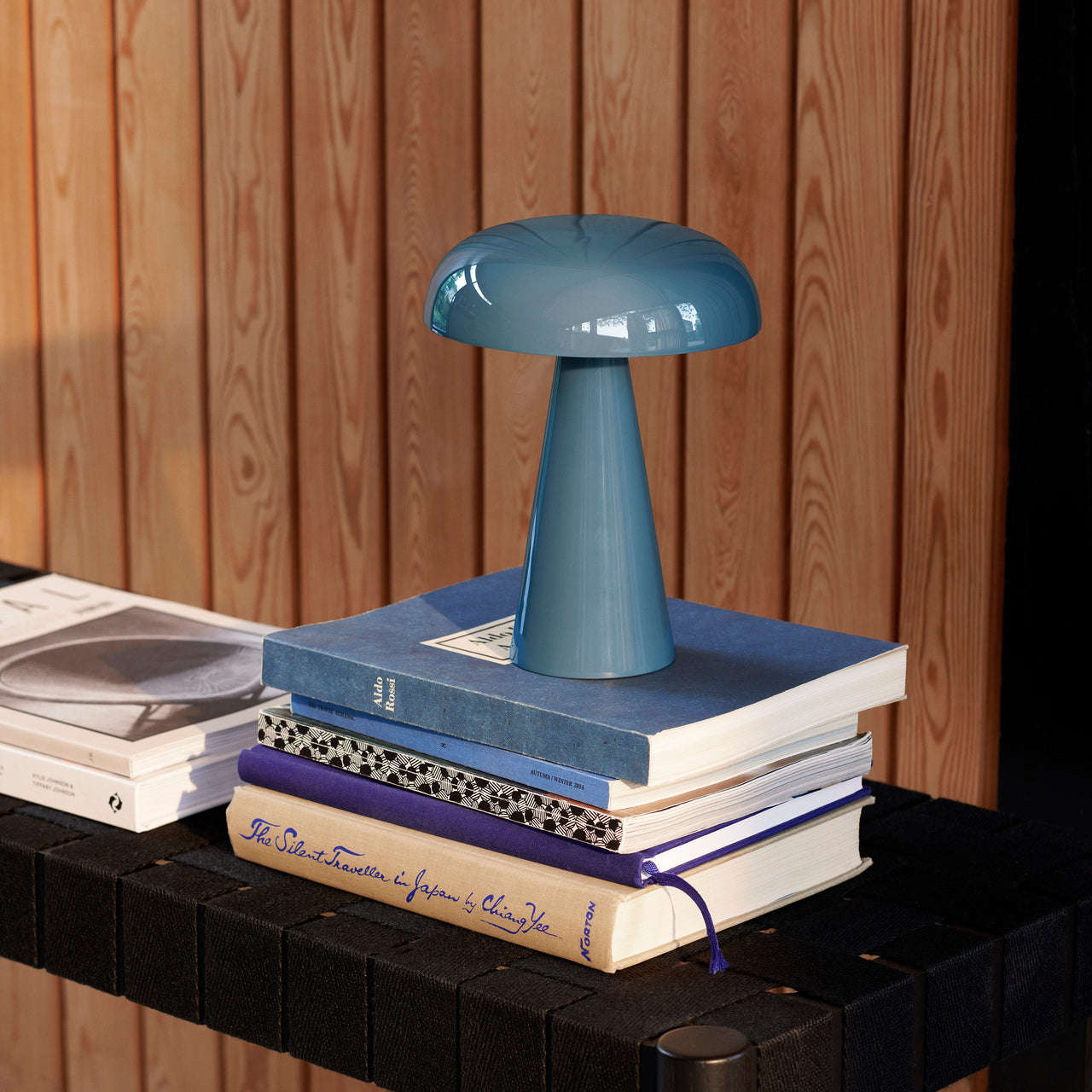 Como Portable Table Lamp: SC53