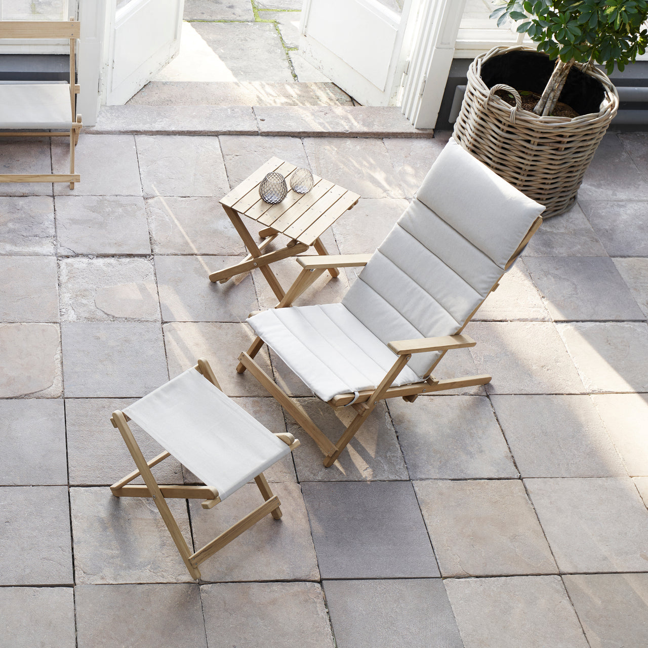 BM5768 Deck Chair Footstool: Outdoor