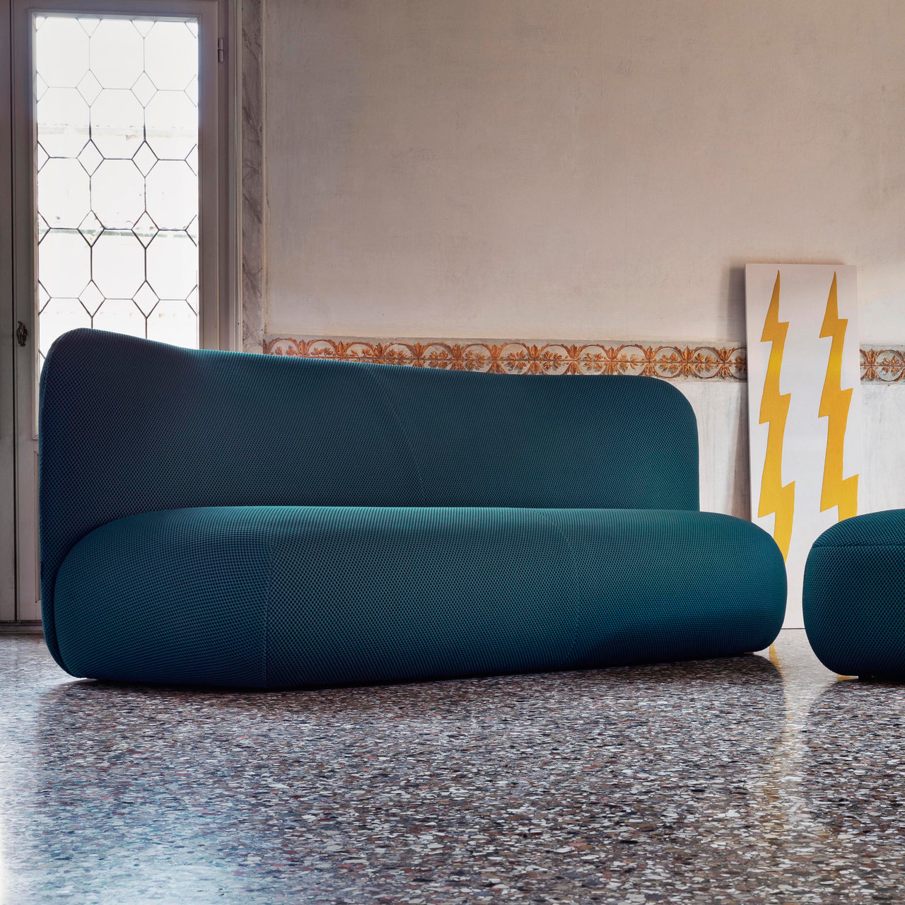 Botera Sofa: LS