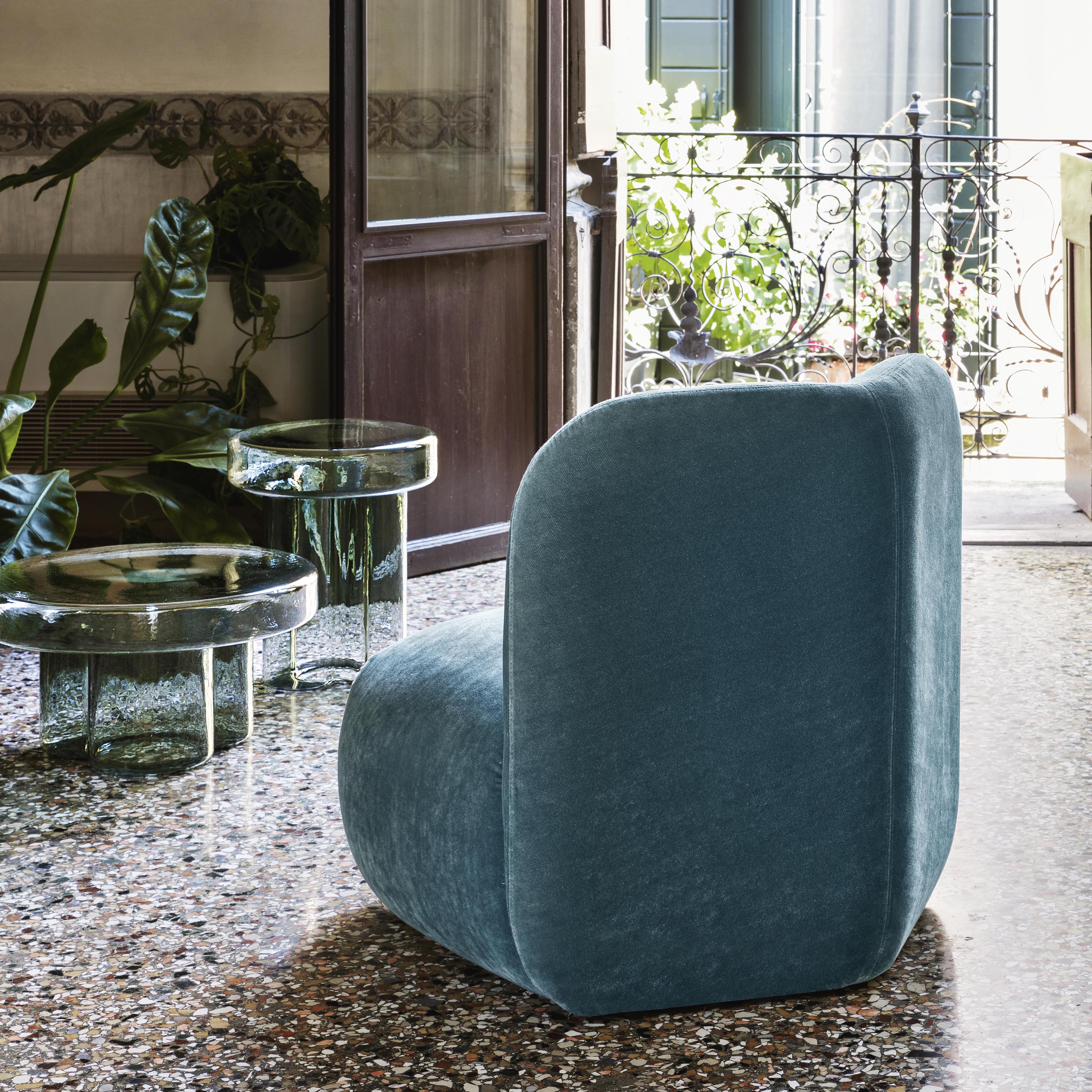 Boterina Armchair: LS