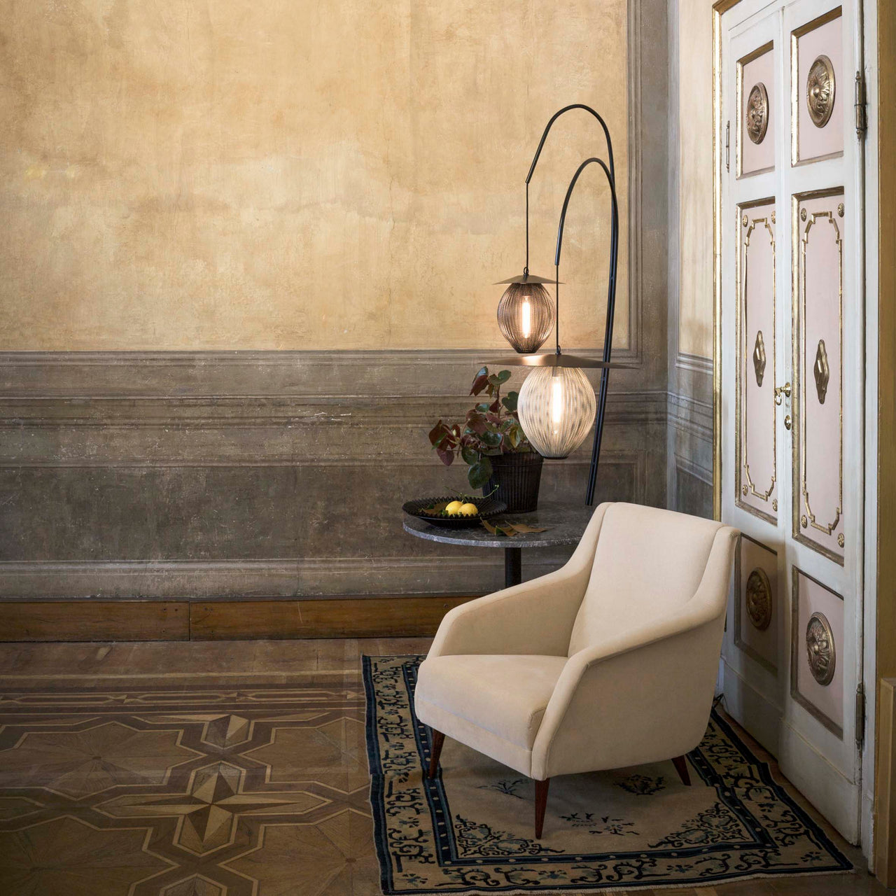 CDC.1 Lounge Chair: LS