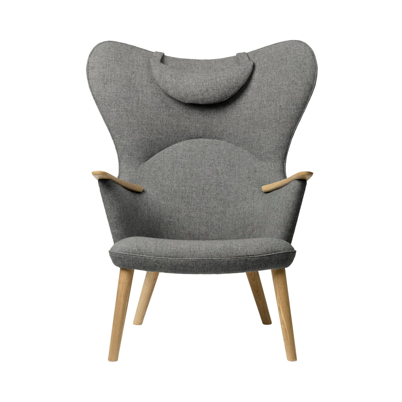CH78 Mama Bear Lounge Chair: Oiled Oak + With Neck Pillow