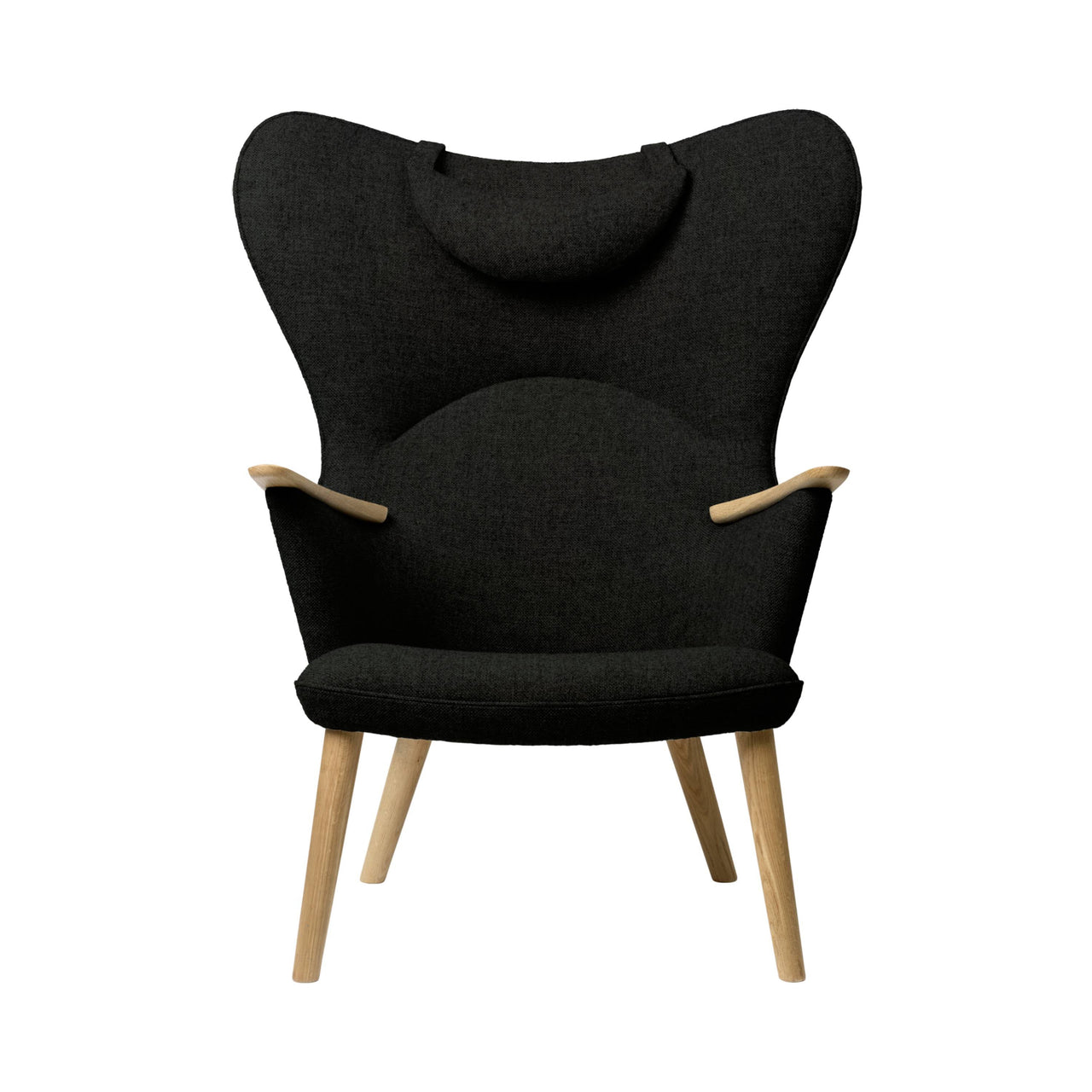 CH78 Mama Bear Lounge Chair: Oiled Oak + With Neck Pillow
