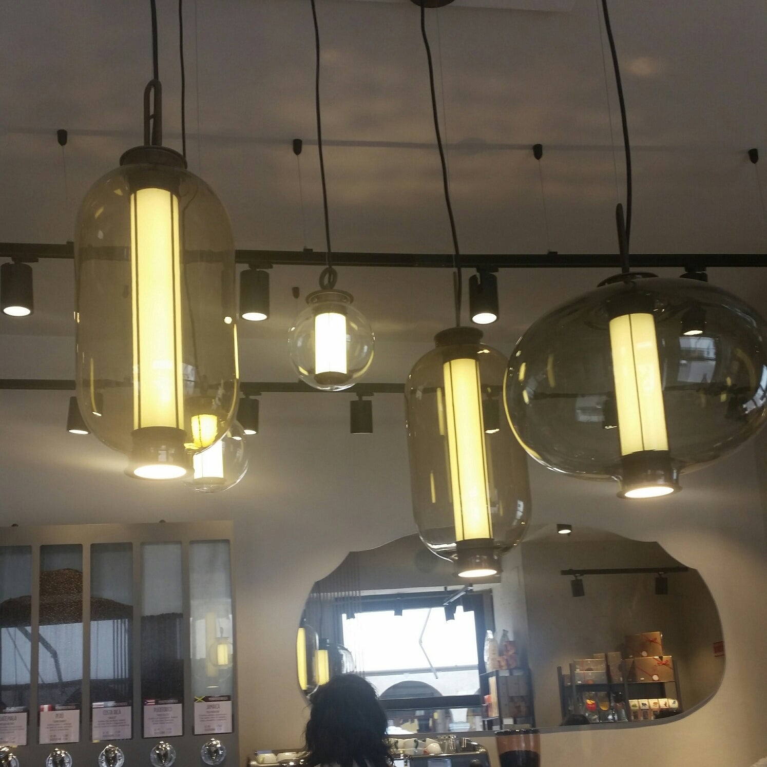 Bai T Ba Ba Pendant Lamp