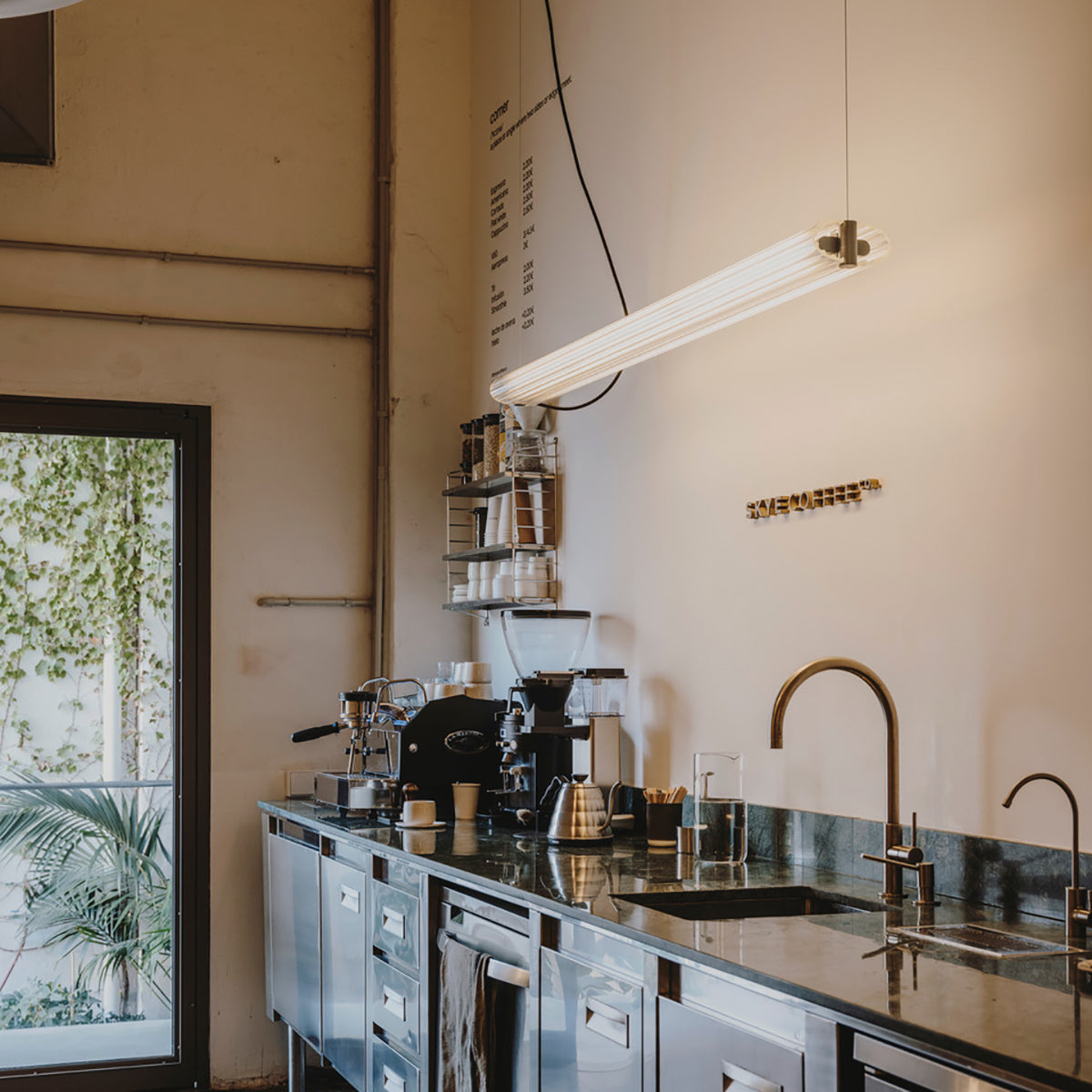 B15 H Hanging Lamp