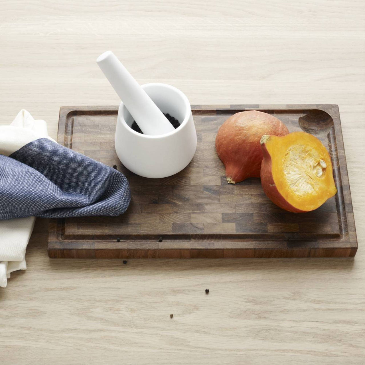Dania Cutting Board: LS
