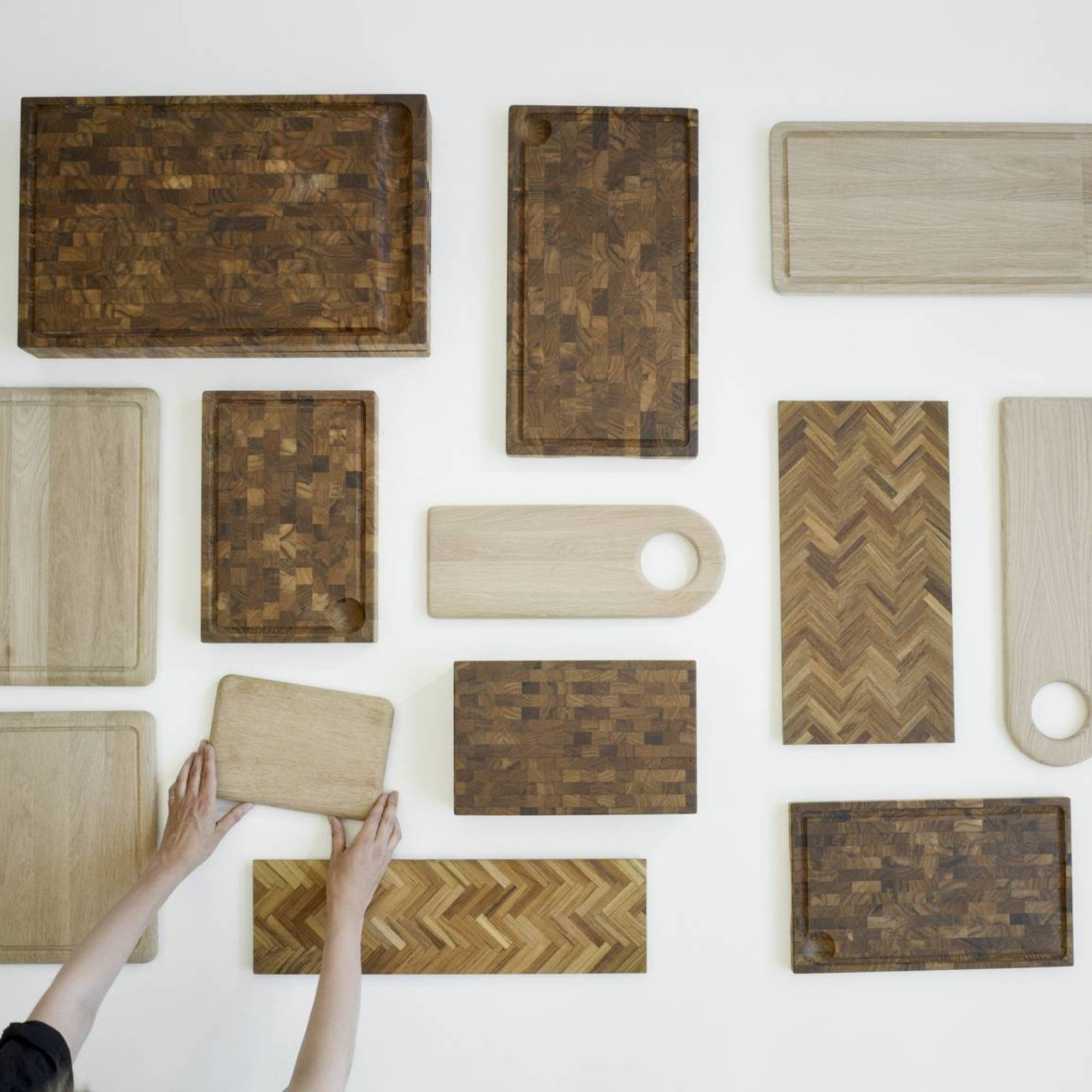 Dania Cutting Board: LS