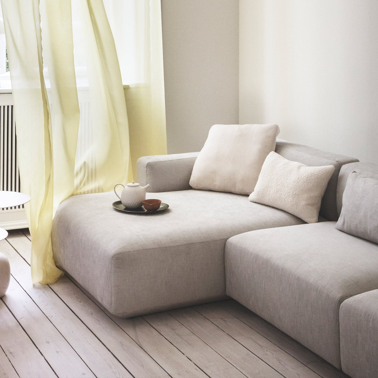 Develius Sofa Modules: EV2 + LS