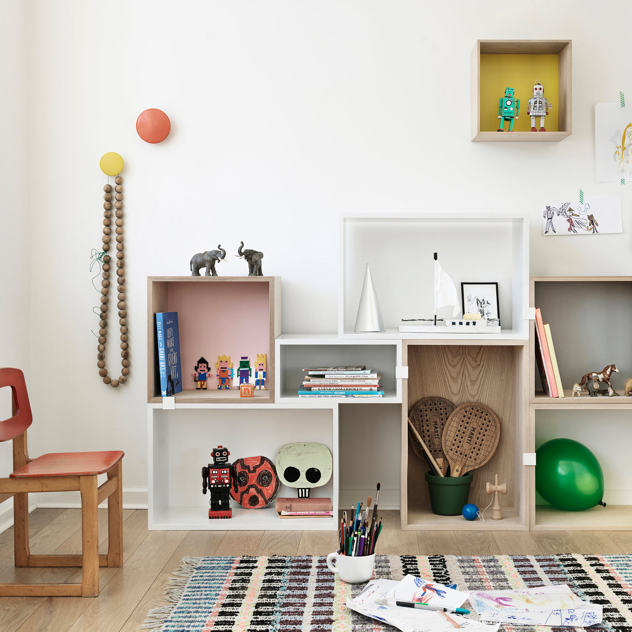 Dots Wall Hooks: LS