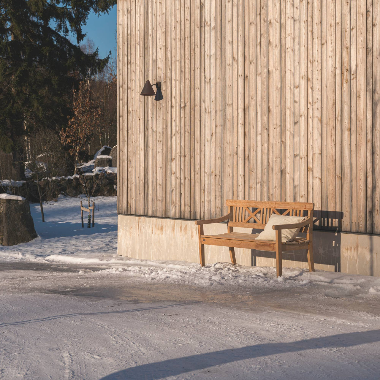 Drachmann Bench : LS