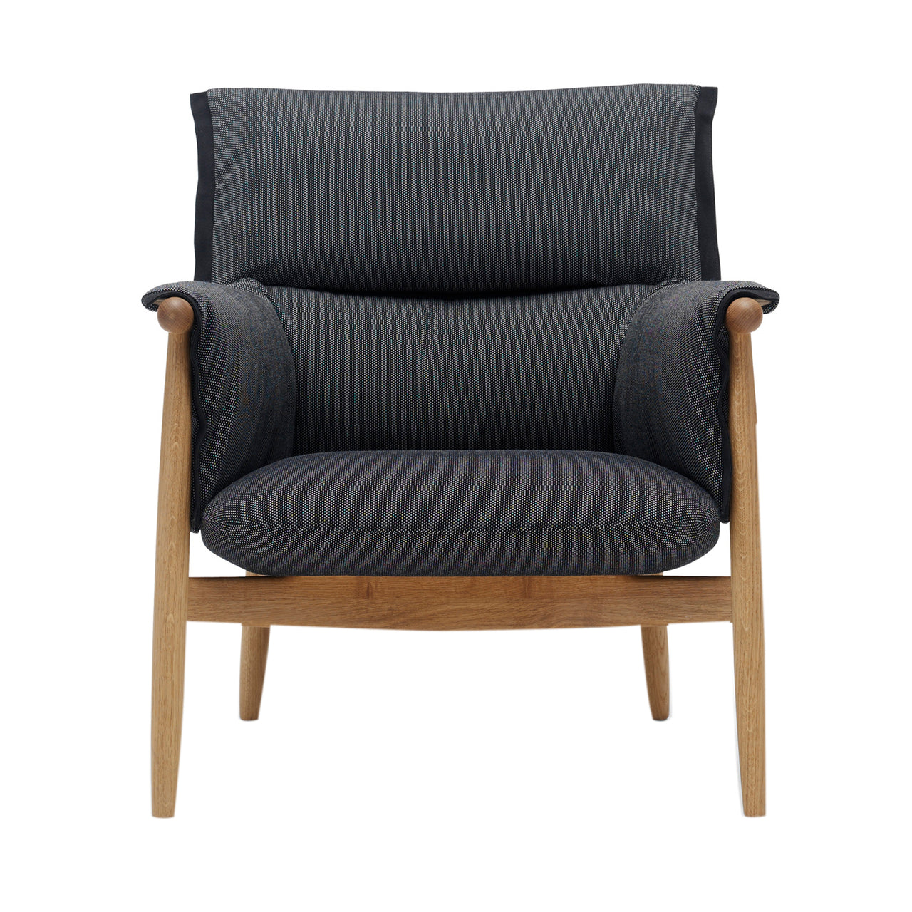 E015 Embrace Lounge Chair: Black Edging Strip + Oiled Oak