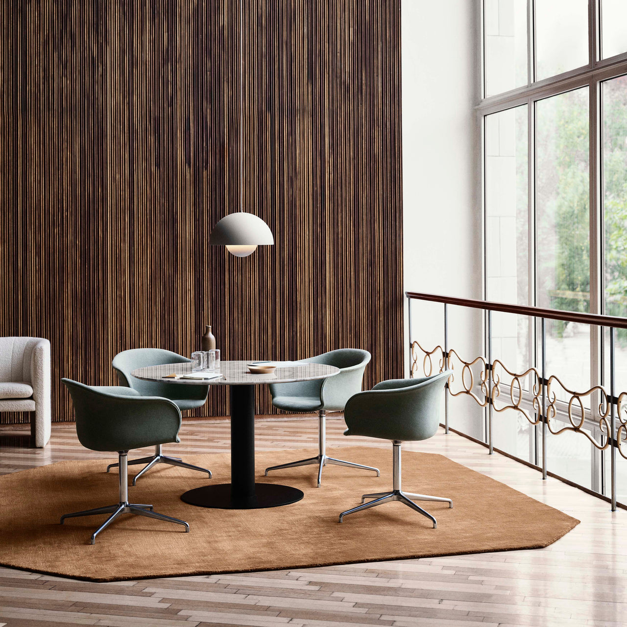 Elefy Chair JH33: Swivel Base: LS