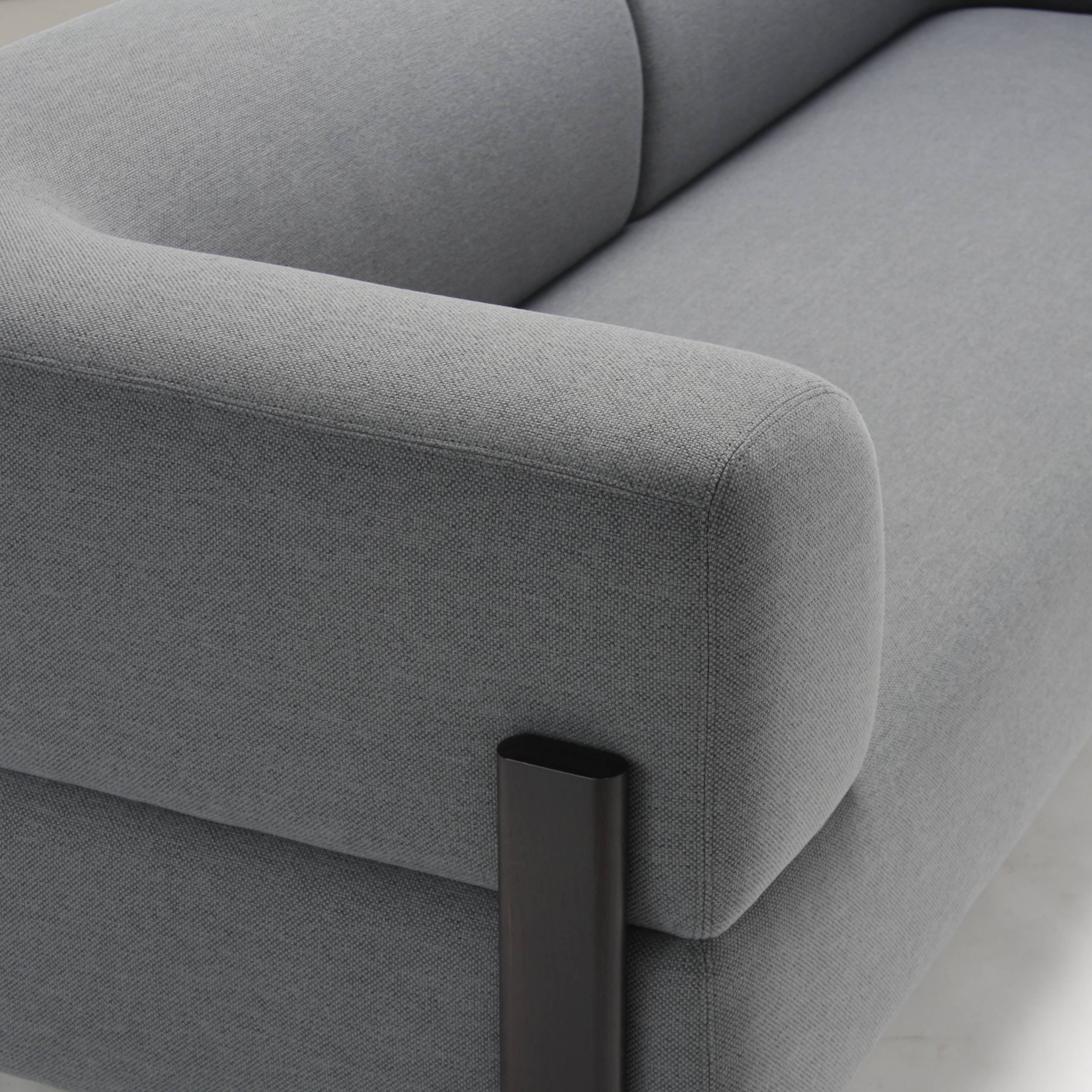 Elephant 2 Seater Sofa: DI