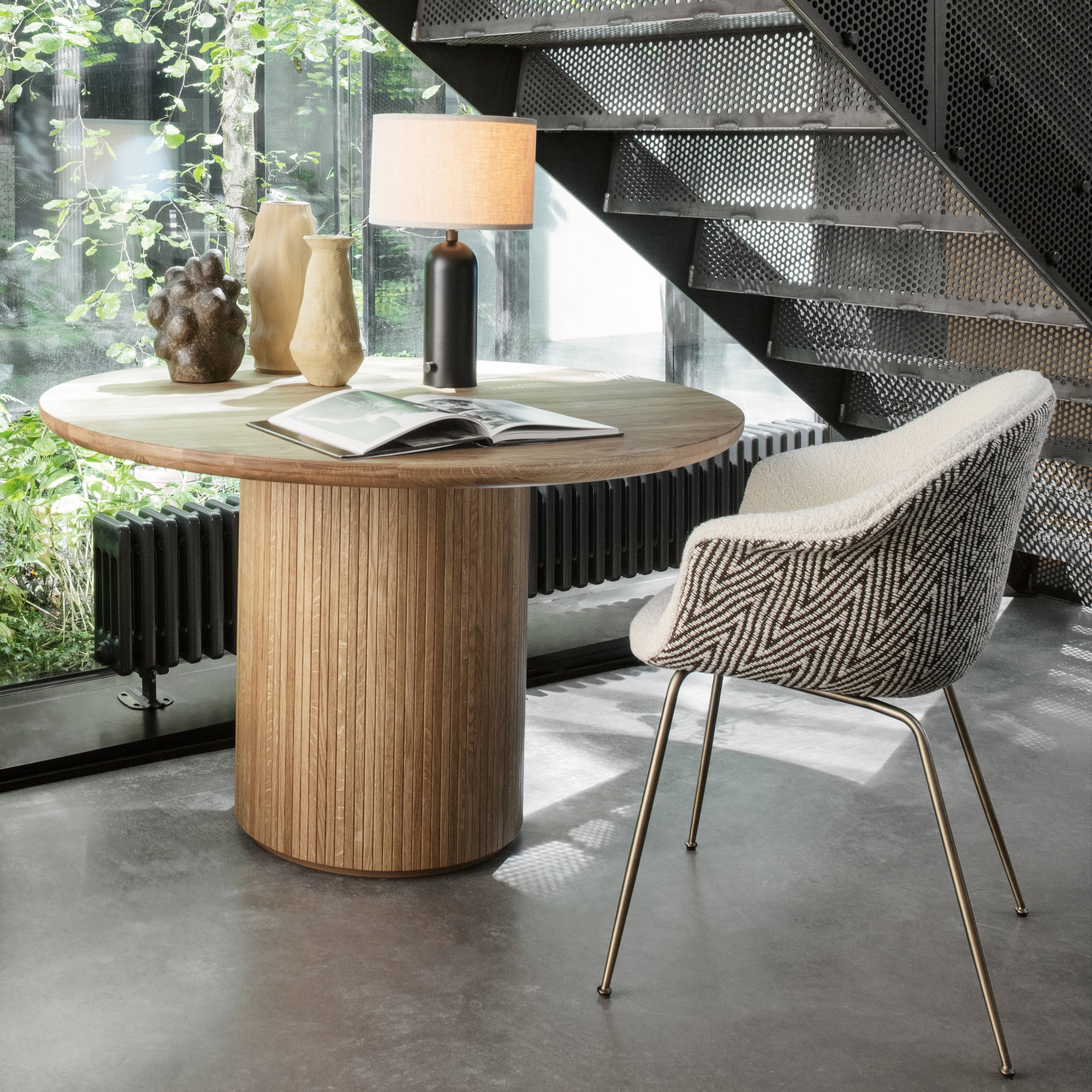Moon Dining Table: Round