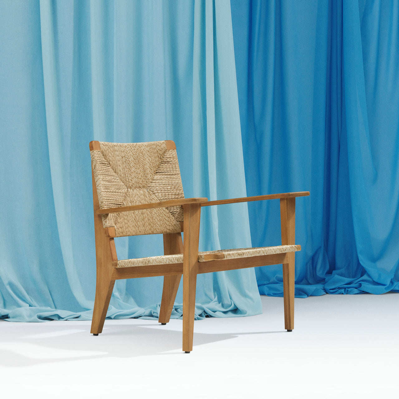 F-Lounge Chair: Outdoor + LS
