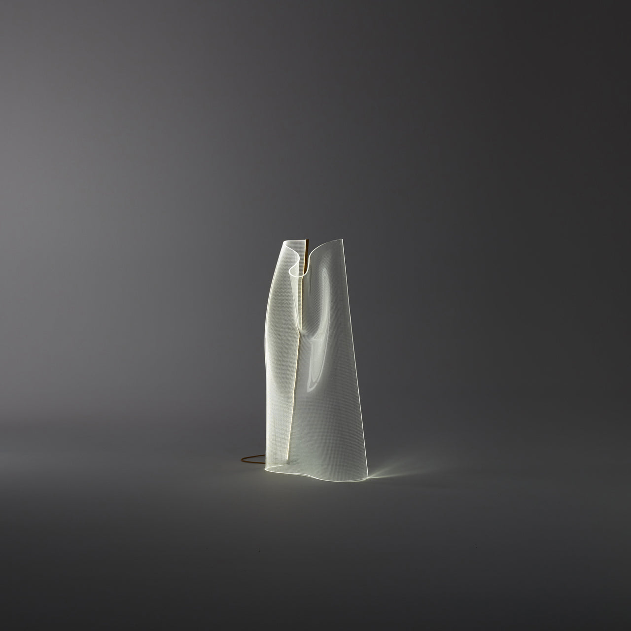 Gweilo Han Floor Lamp