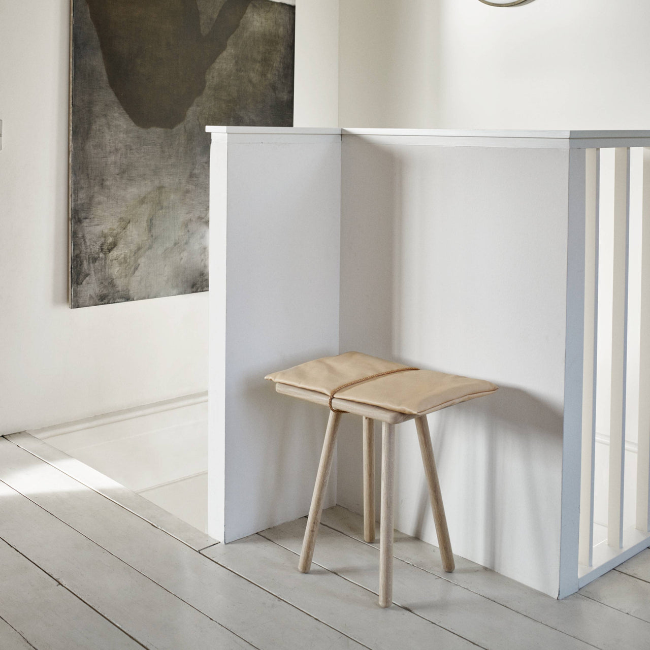 Georg Jubilee Stool: LS