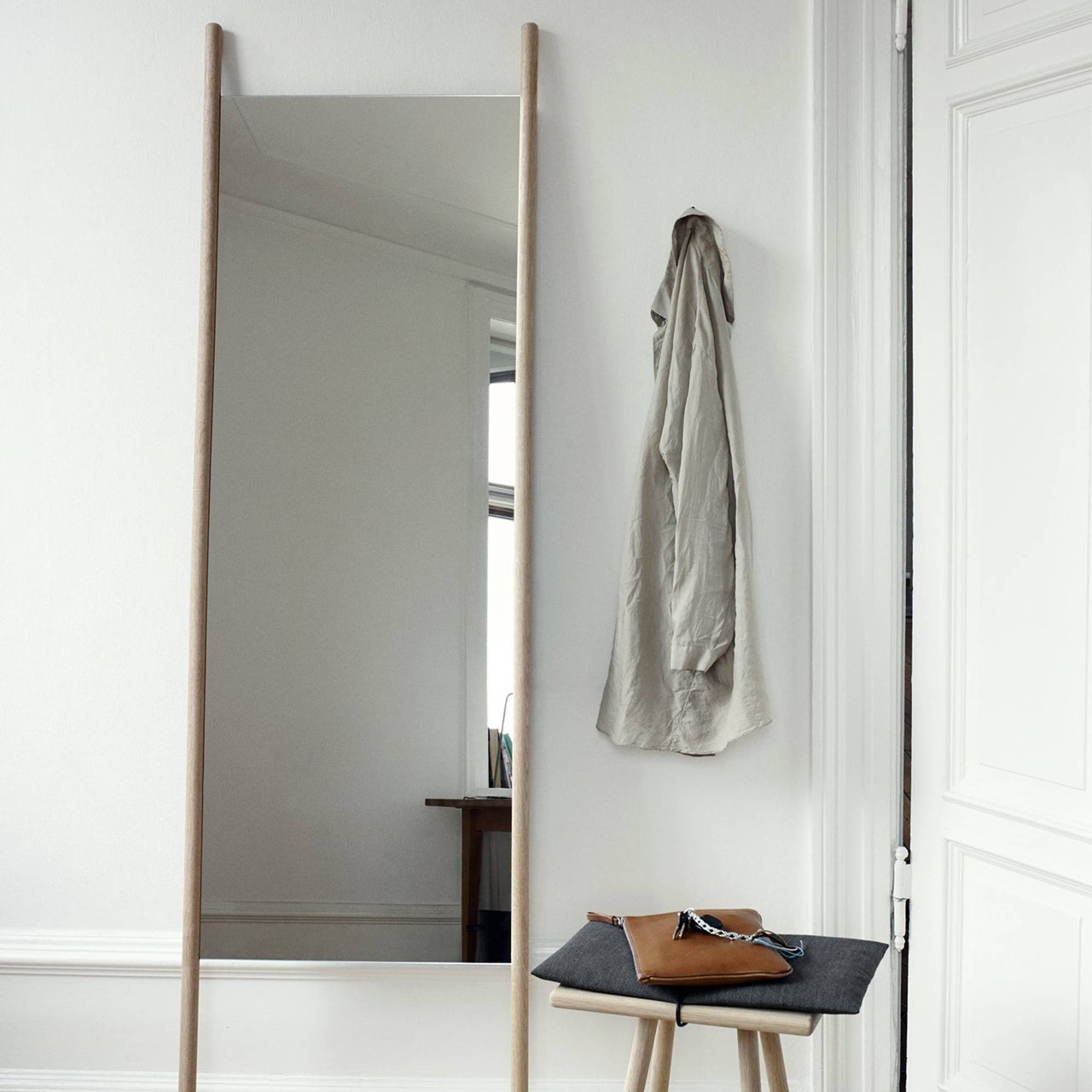 Georg Mirror: LS