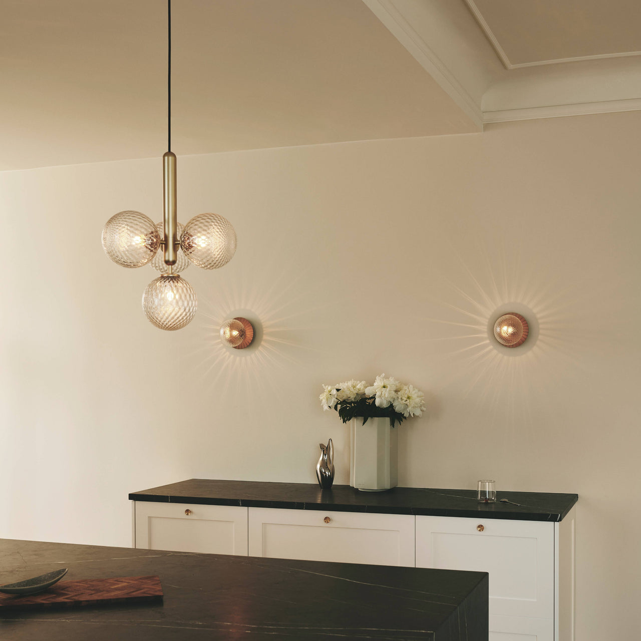 Liila 1 Wall/Ceiling Lamp