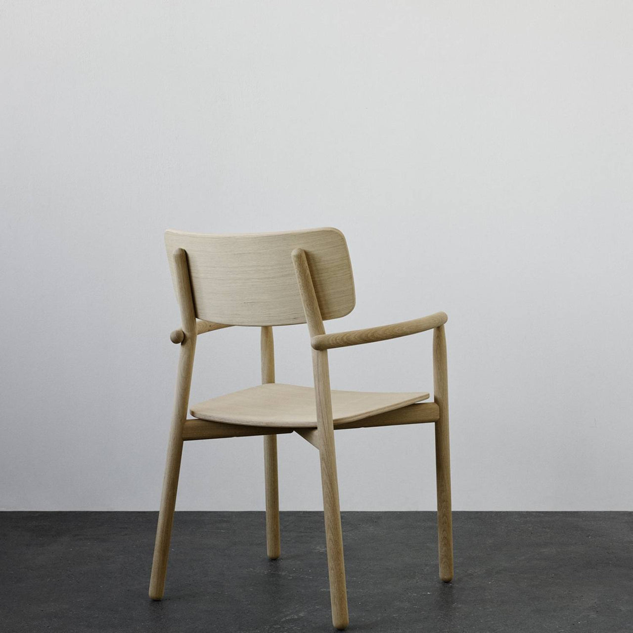 Hven Armchair: LS