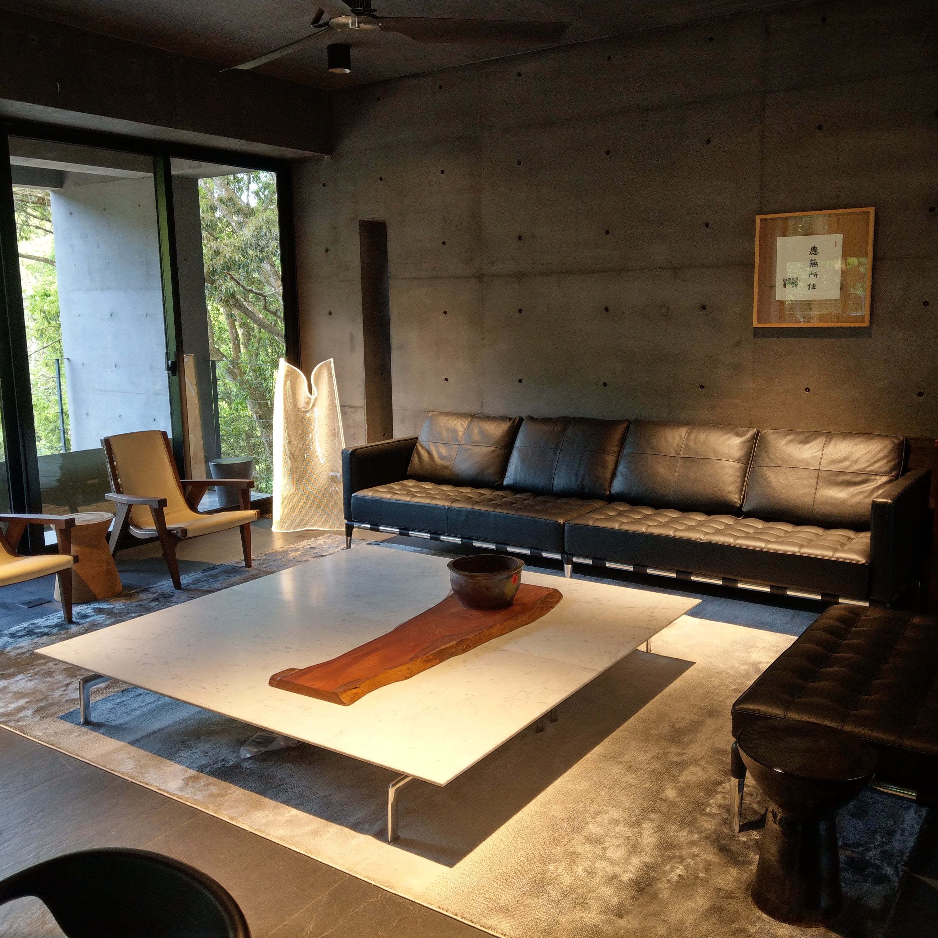Gweilo Han Floor Lamp