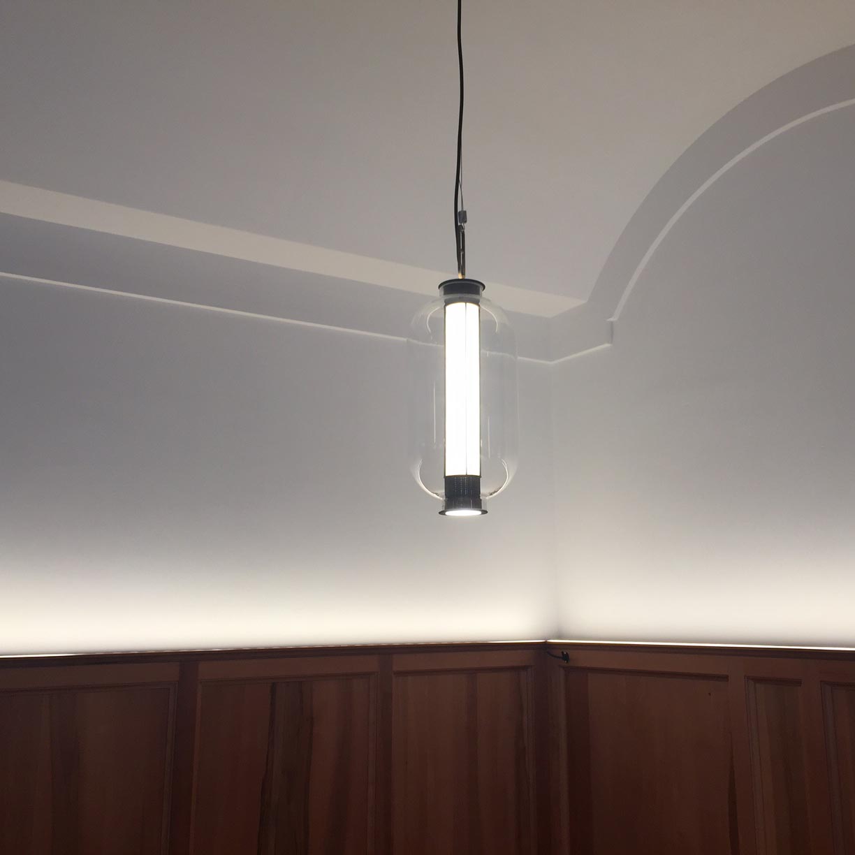 Bai T Ba Ba Pendant Lamp