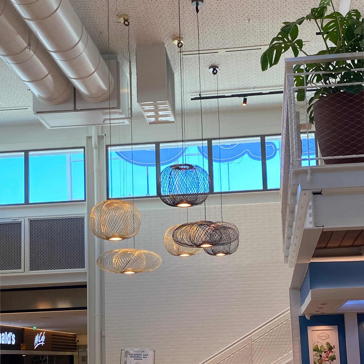 Anwar Hanging Lamp