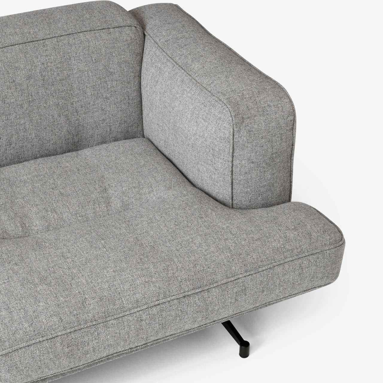 Inland Sofa: AV22 + AV23