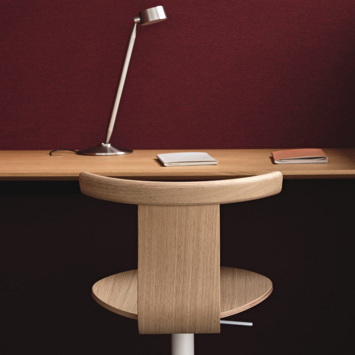 Jiro Swivel Chair: LS