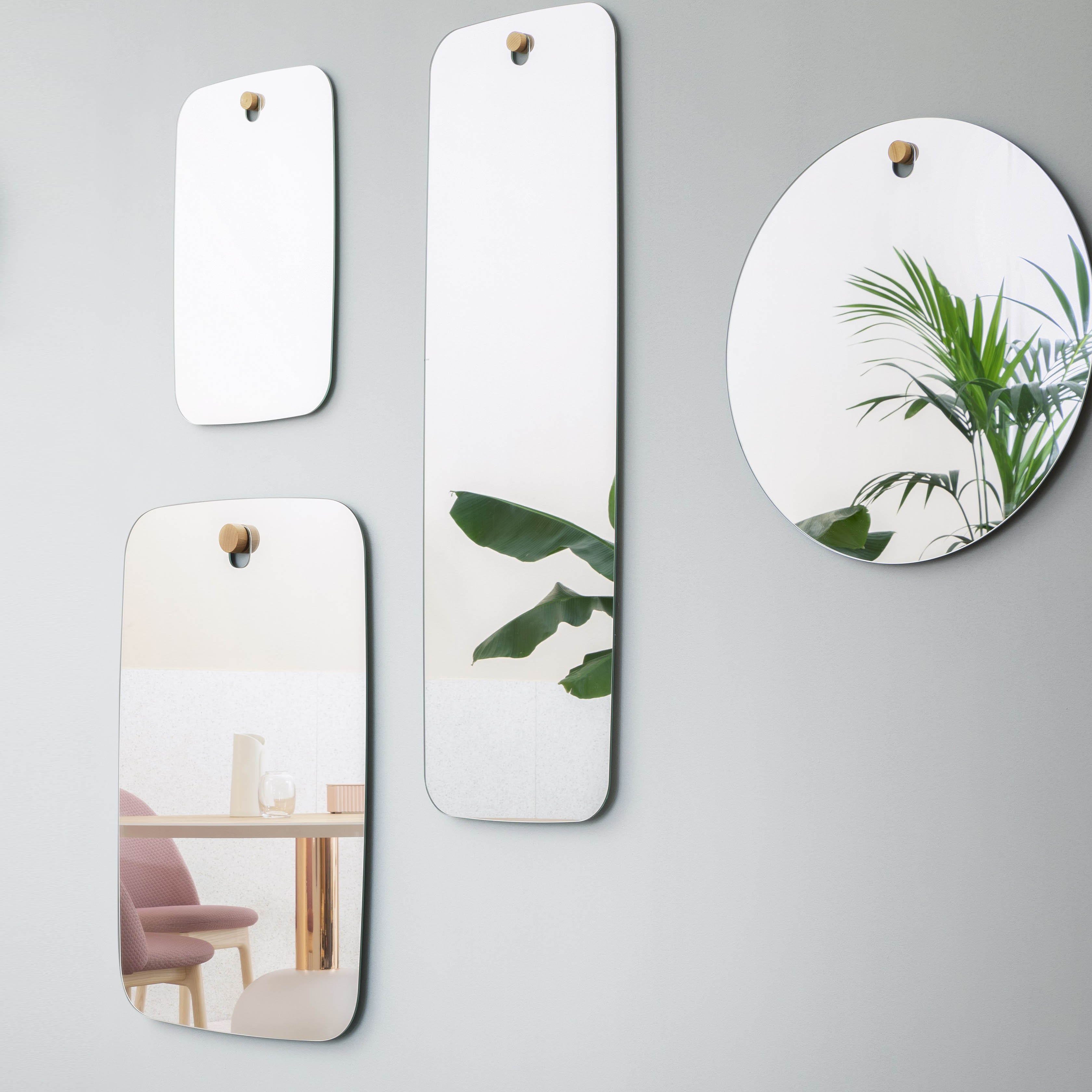 Les Brothers Mirror: Round