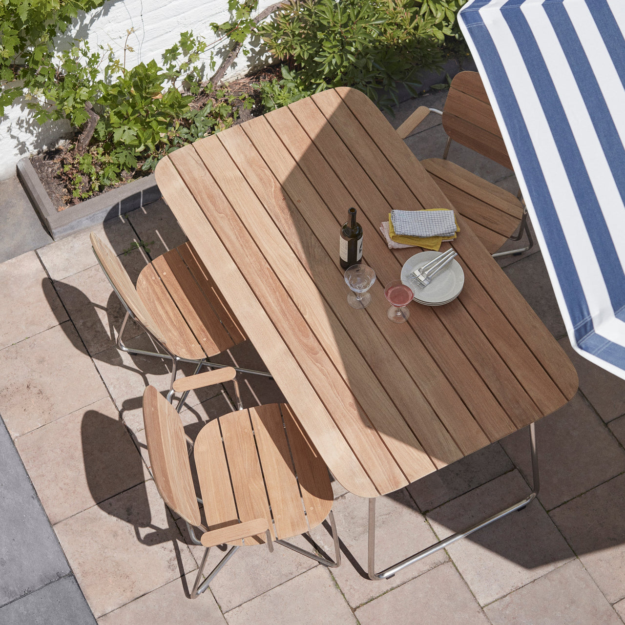 Lilium Table 160: LS