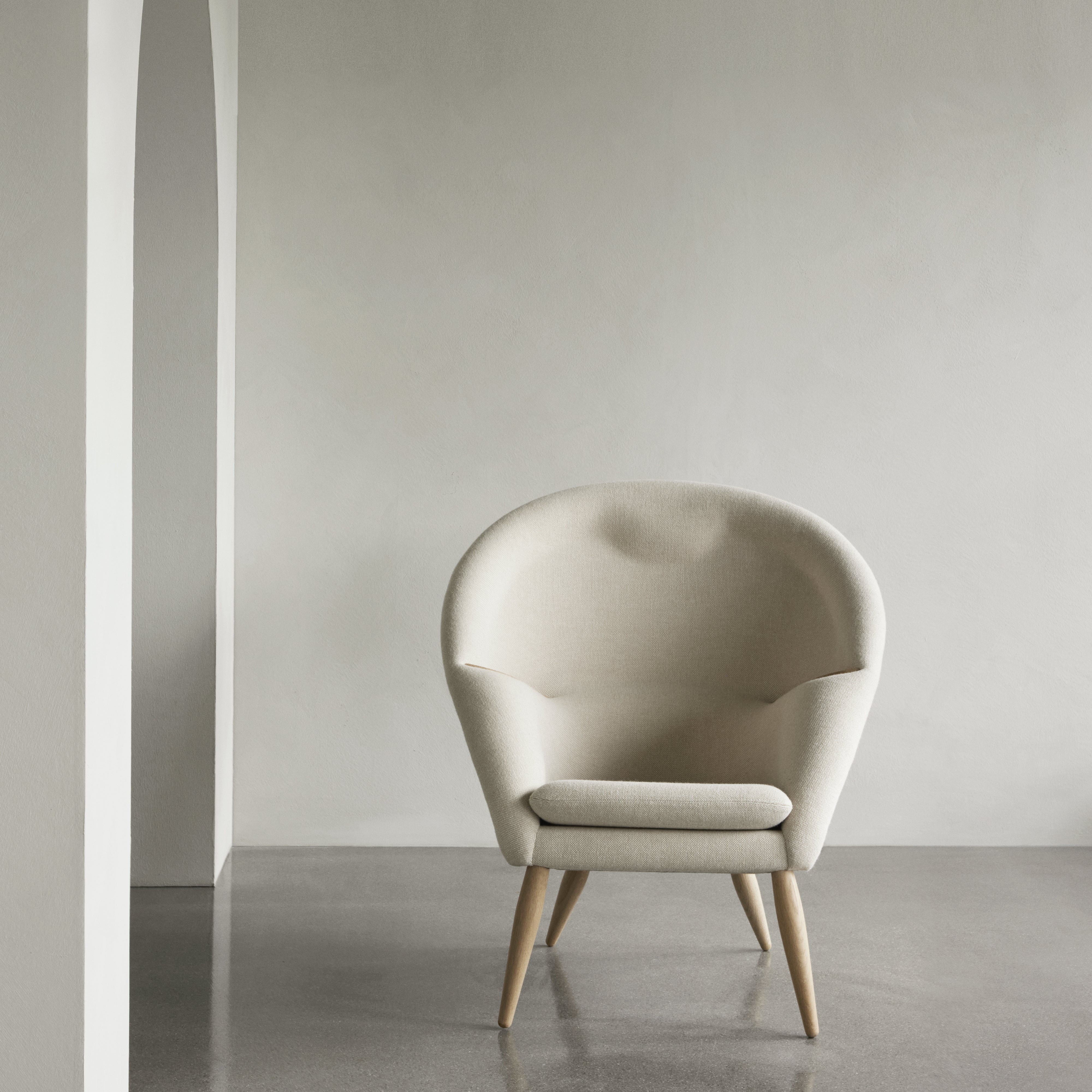 Oda Lounge Chair