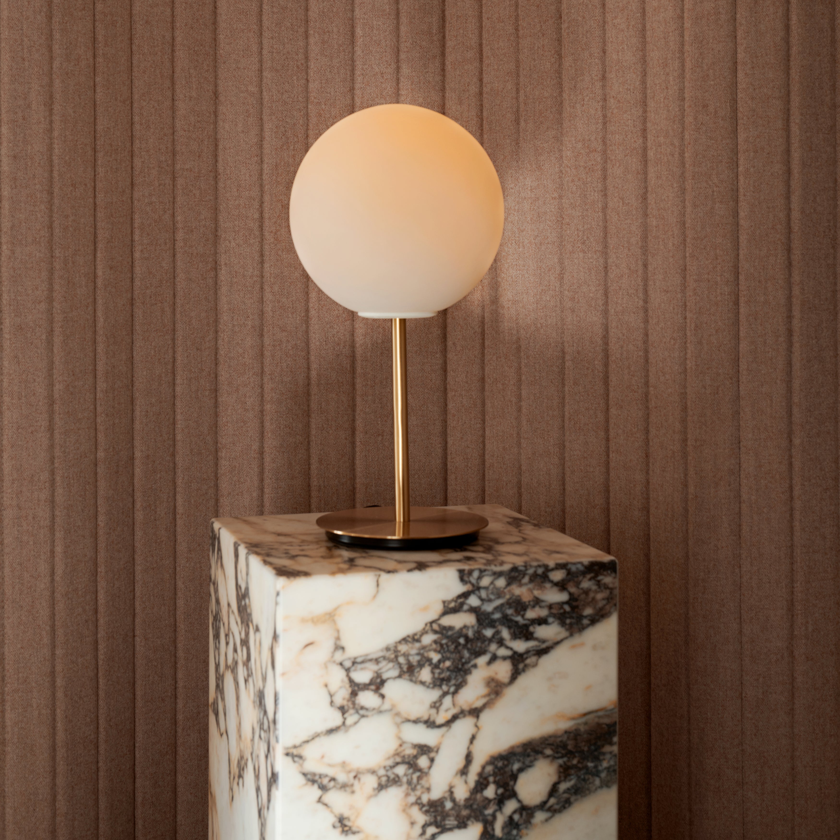 TR Bulb Table Lamp: Quick Ship