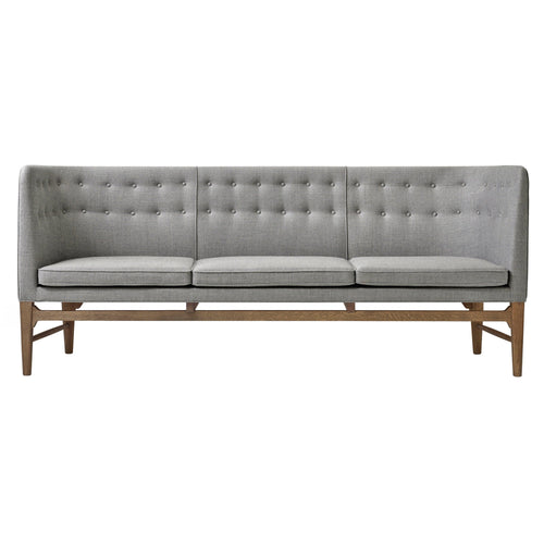 Mayor Sofa: AJ5 + Oiled Walnut
