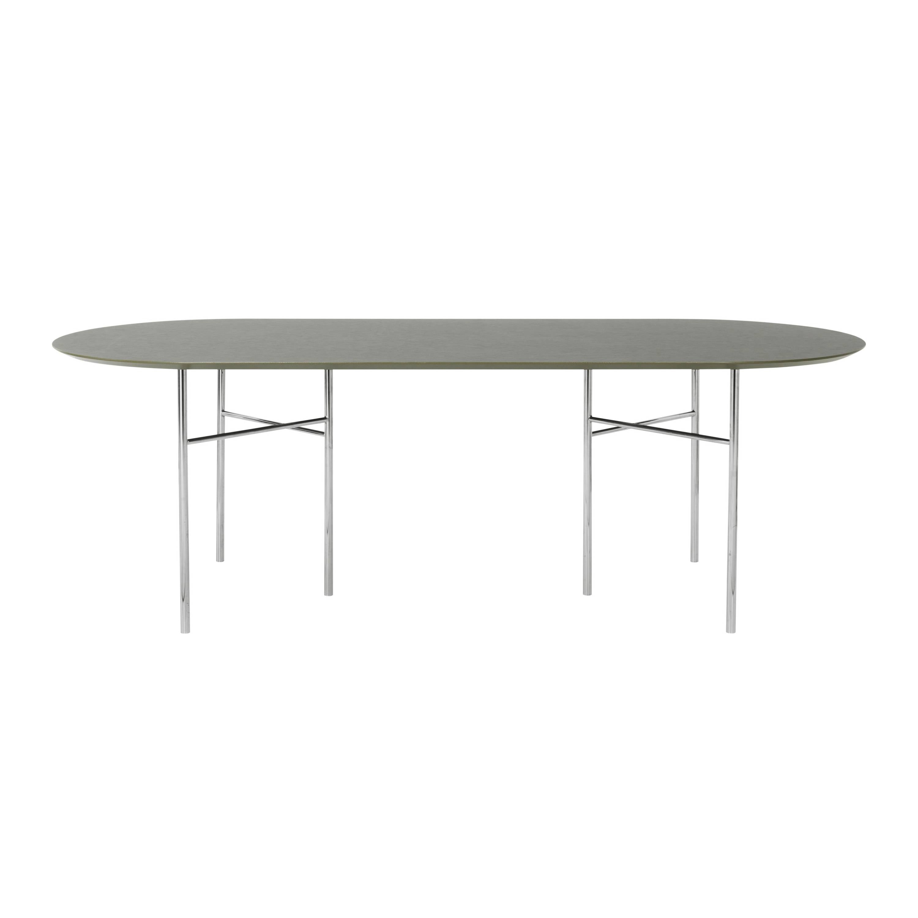 Mingle Oval Table: Steel + Black oak + Chrome