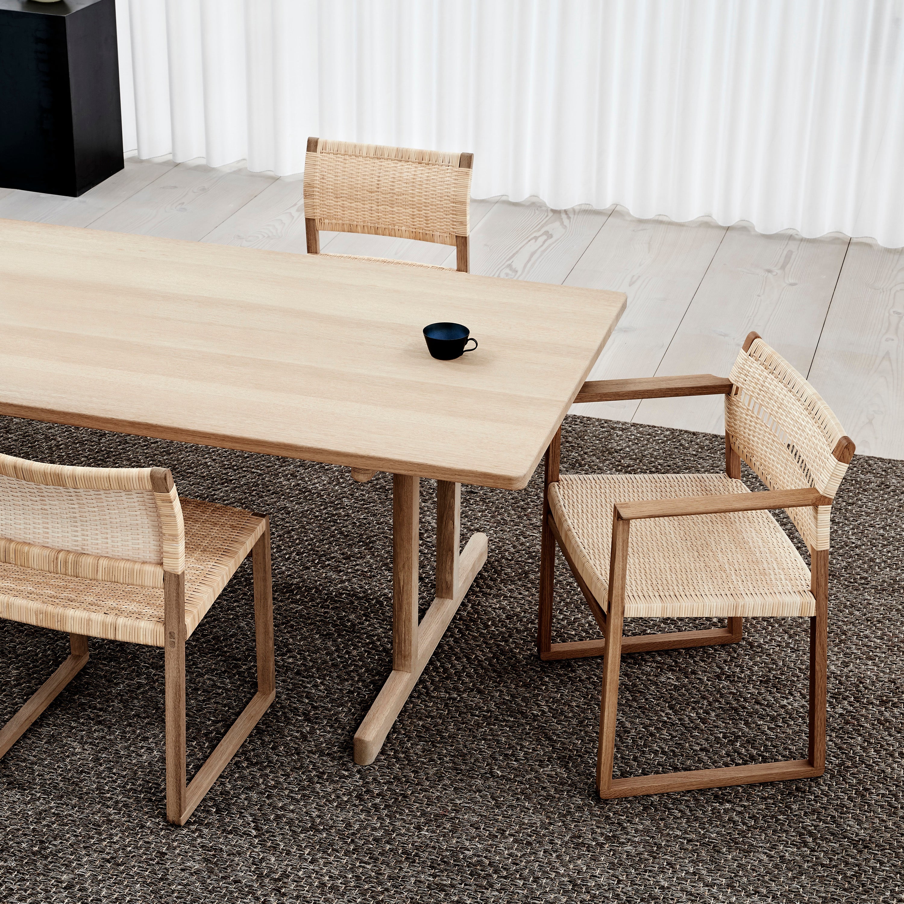 Mogensen 6286 + 6386 Dining Table: LS