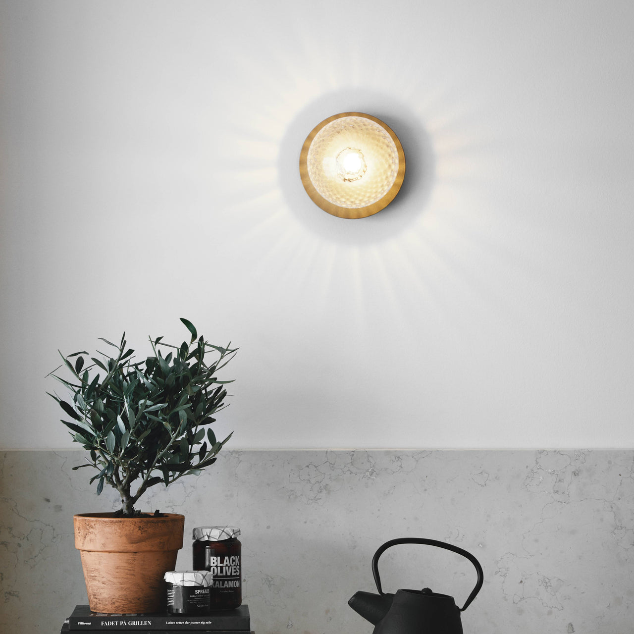 Liila 1 Wall/Ceiling Lamp