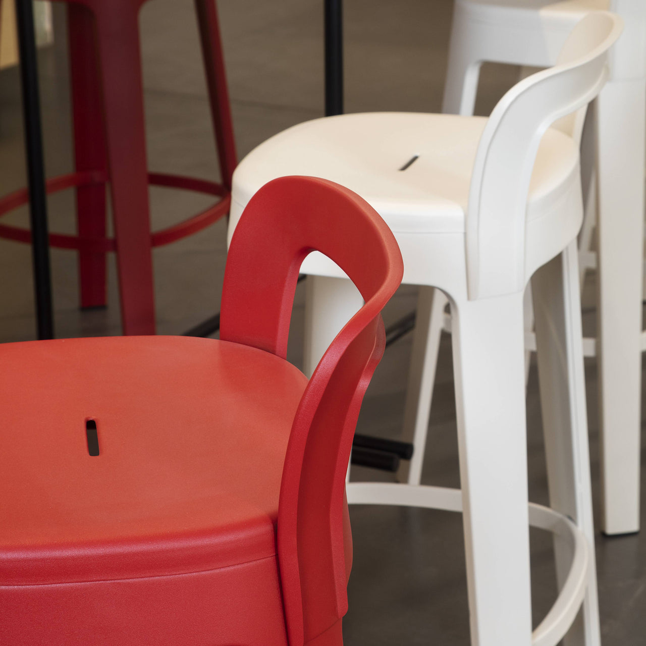 Ombra Stool with Backrest