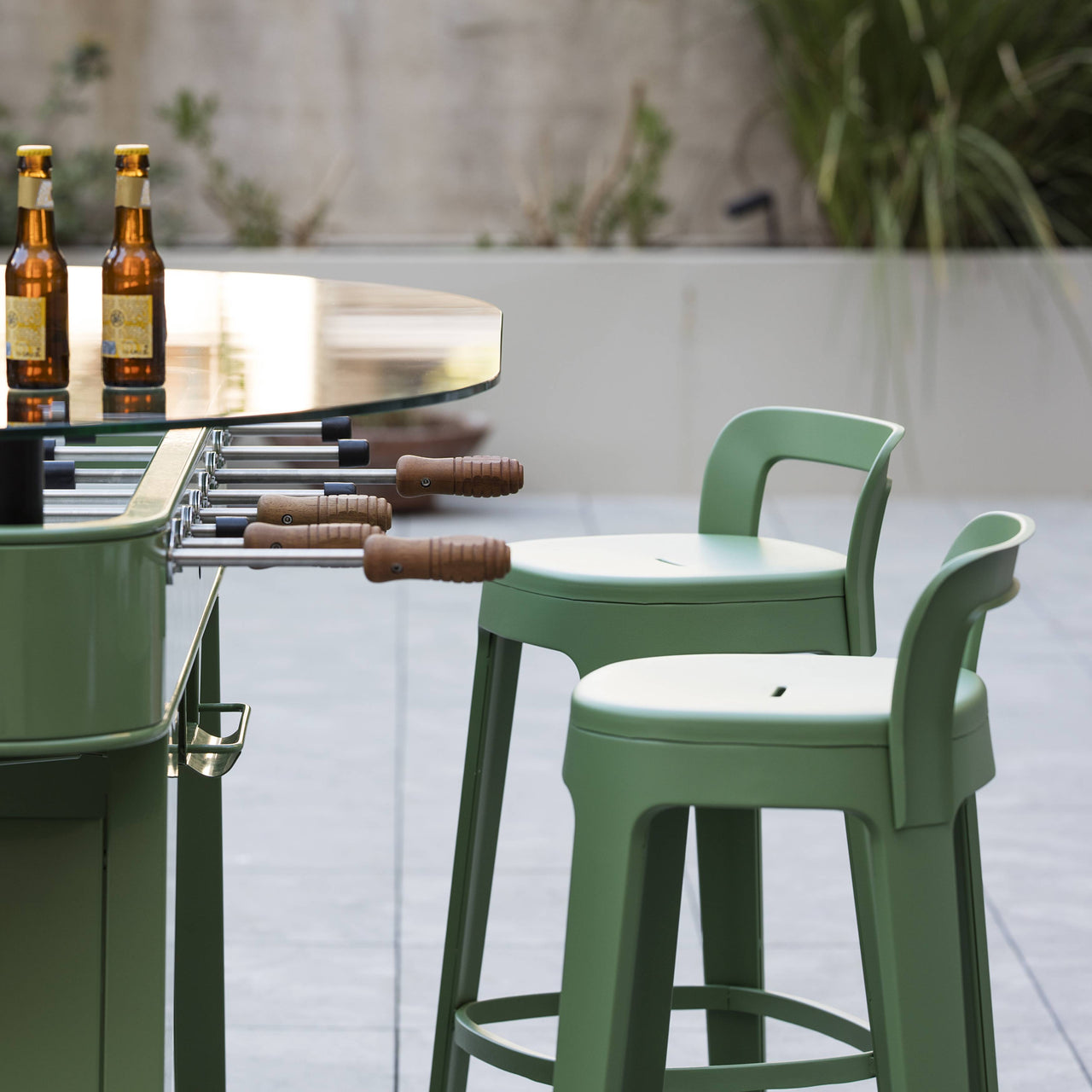 Ombra Stool with Backrest