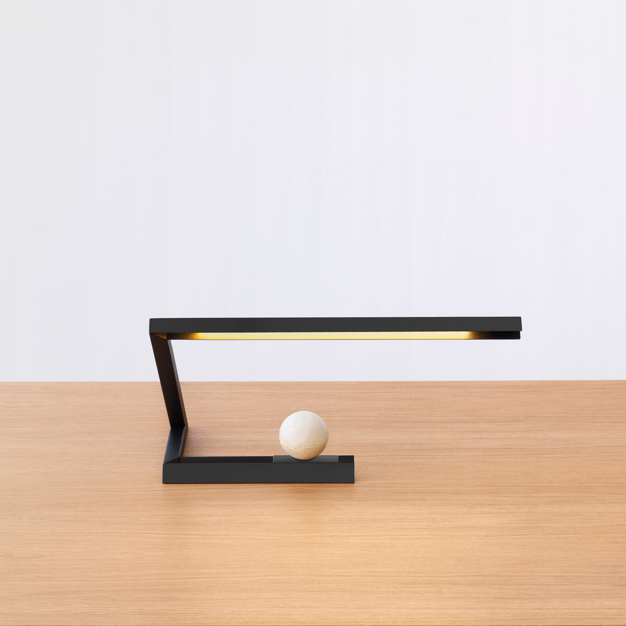 Oud LED Table Lamp: LS