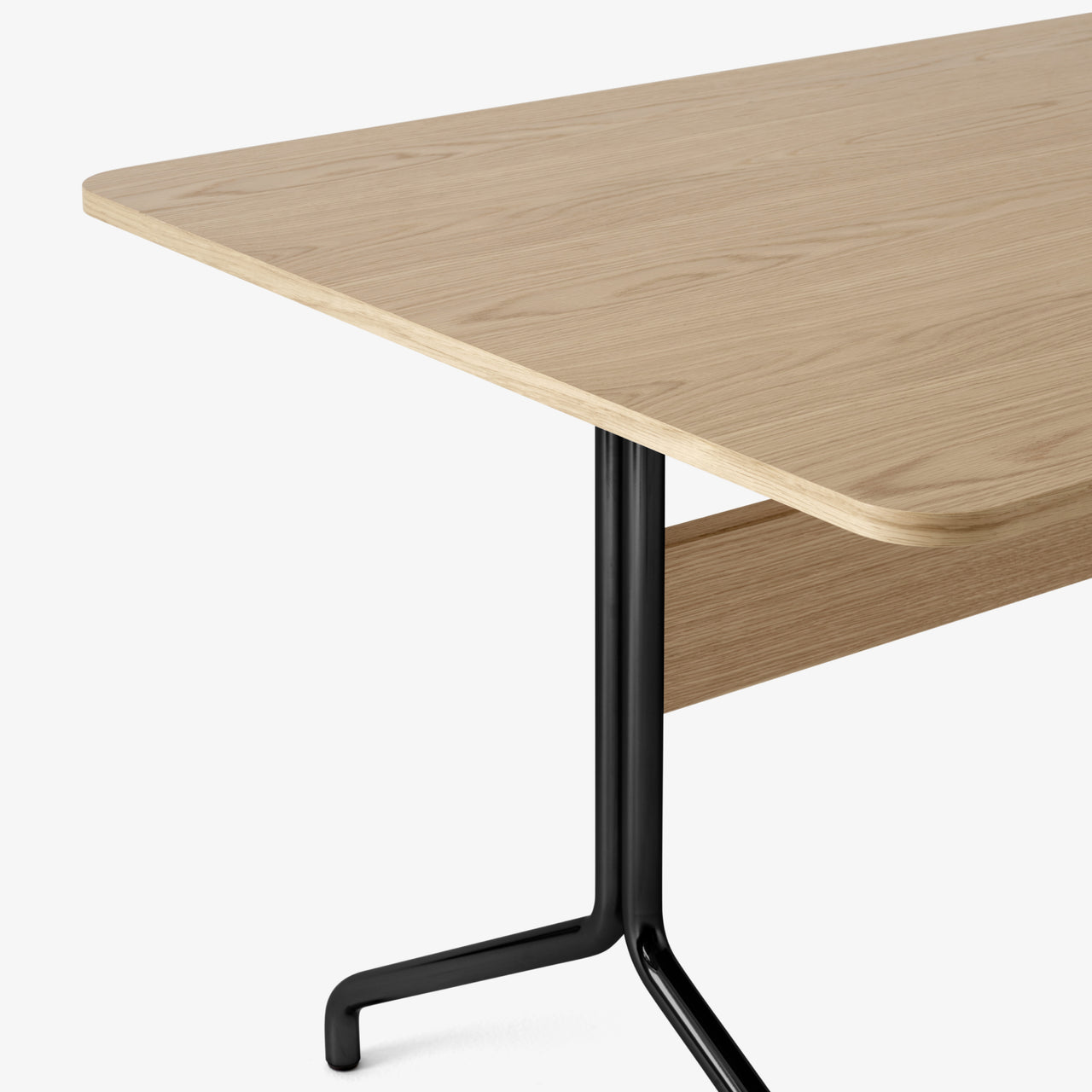 Pavilion Dining Table: AV18 + AV19 + AV24