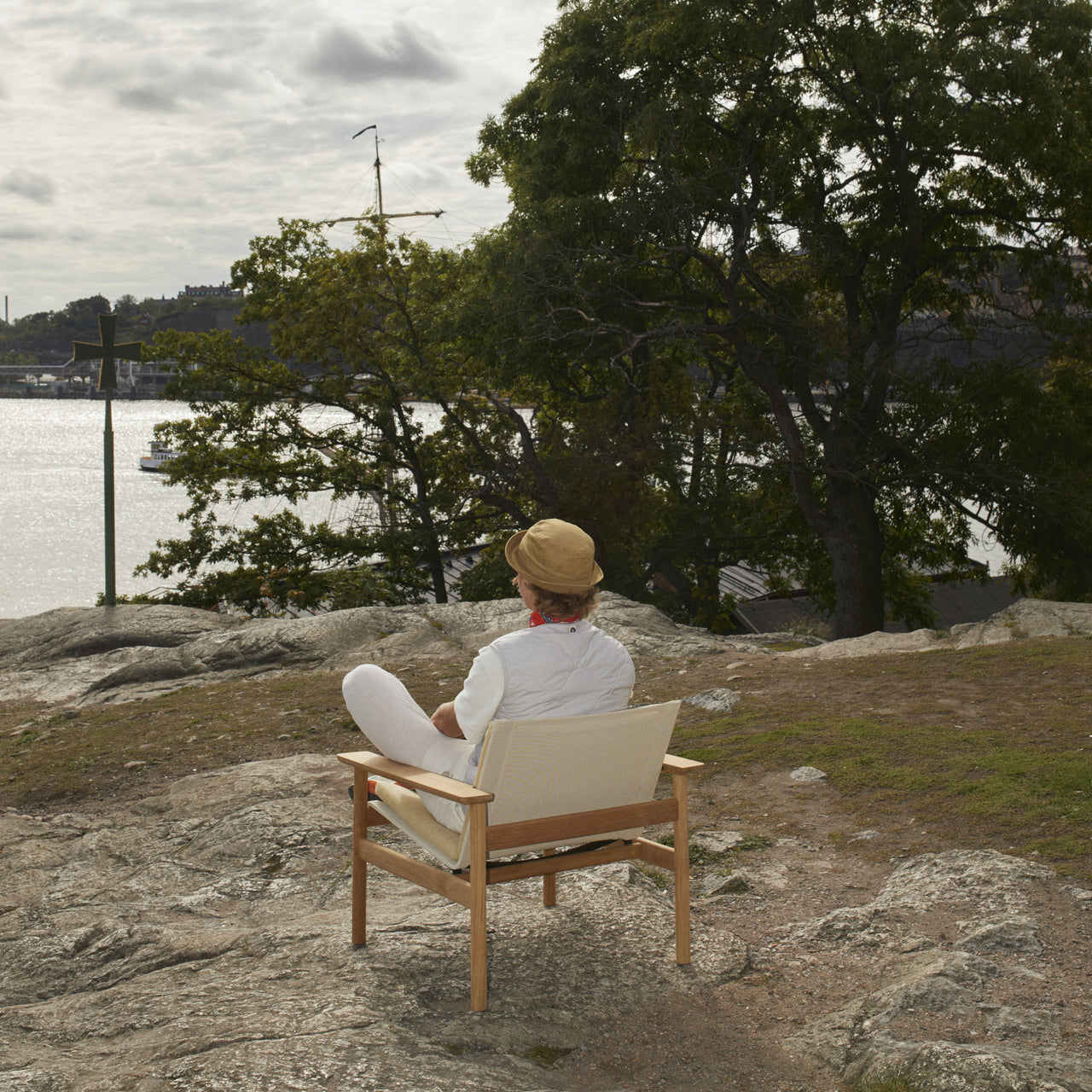 Pelagus Lounge Chair: LS