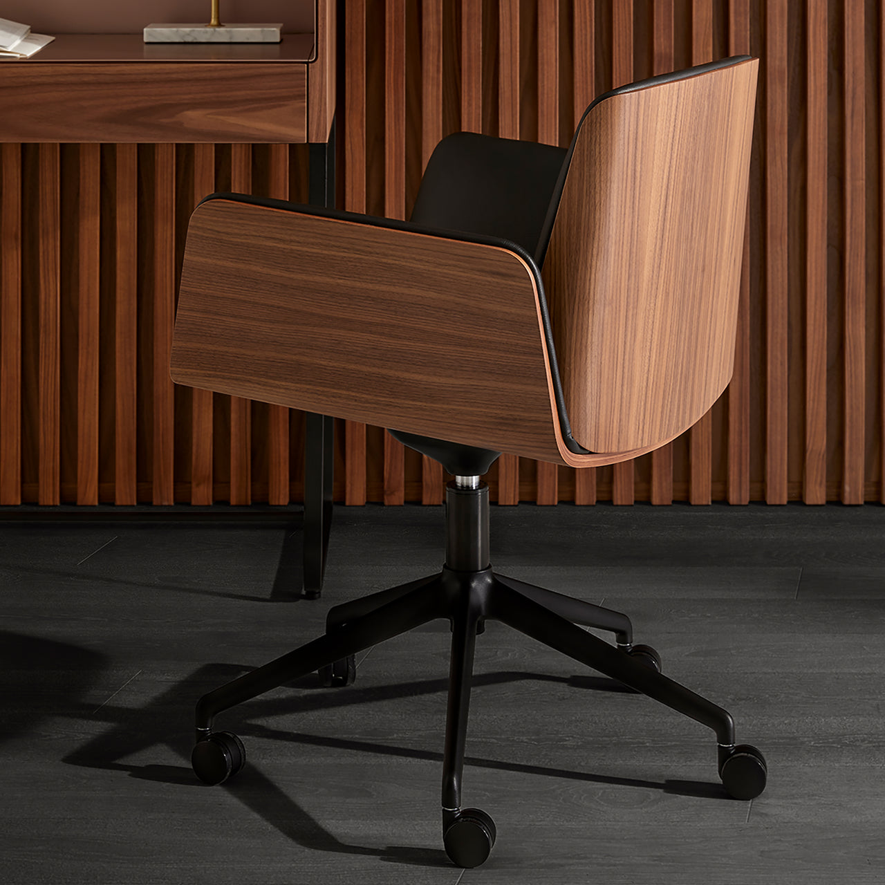 Hug Office Chair: Front Upholstered + Castors